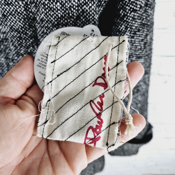 POWDER ROOM | double breasted lined boucle pea coat - Picture 10 of 12